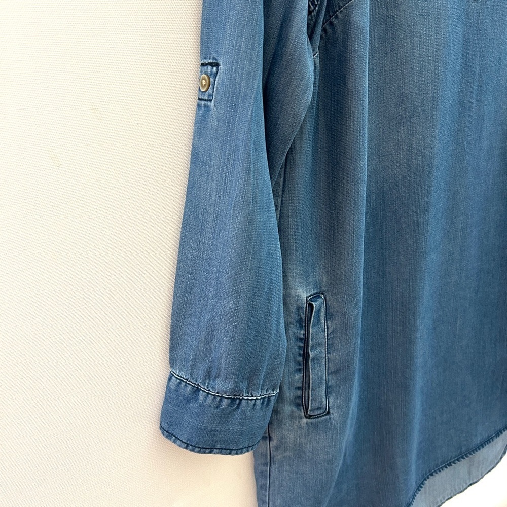 Velvet Heart Chambray Tunic Top Medium Blue Denim Pullover Shirt Casual Boho - Picture 5 of 7